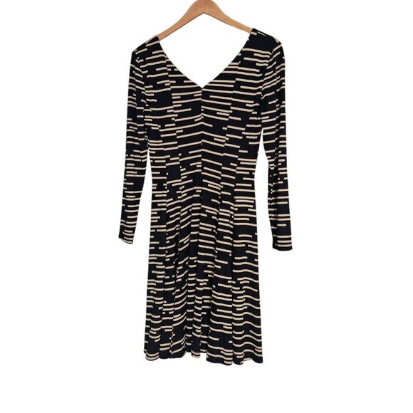 Women's - Anthropologie HD in Paris Saraid Scoop Neck Swing Dress, Size Medium - Picture 8 of 9